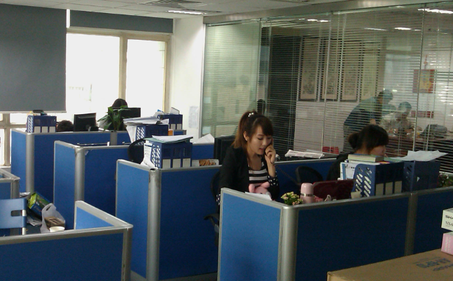 办公空间与商业店铺装修设计要点解析：武汉惠美空间工程案例分享